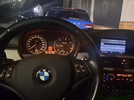 BMW Série 3 318d 2.0 122