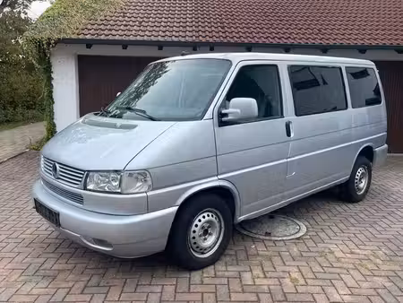Volkswagen Transporter T4 2.5 TDI 102