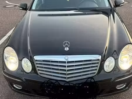 Mercedes-Benz Classe E E 200