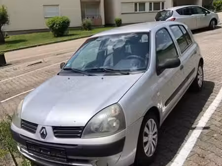 Renault Clio 1.4 98 Campus