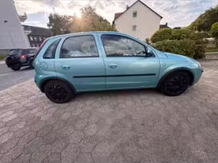 Opel Corsa 1.2 75