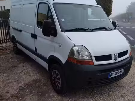 Renault Master 2.5 dCi 120