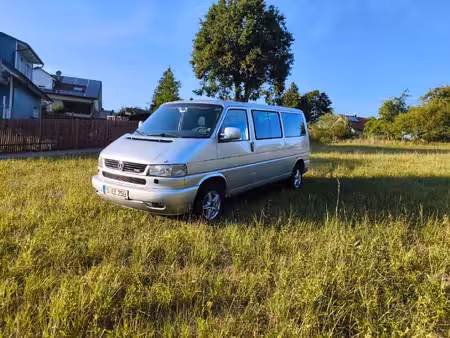 Volkswagen Transporter T4 2.5 TDI 102