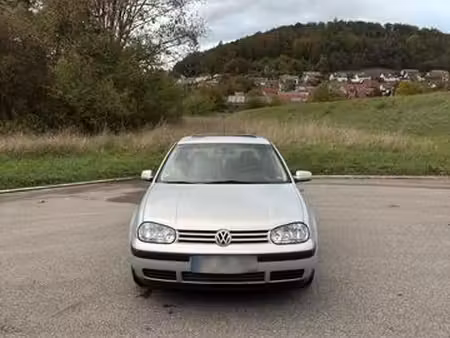 Volkswagen Golf 1.6