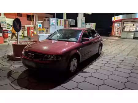 Audi A4 1.6 102