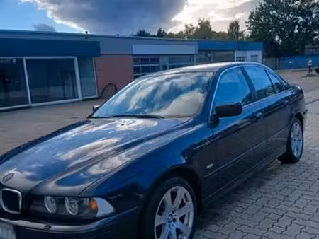 BMW Série 5 520i 2.2 170