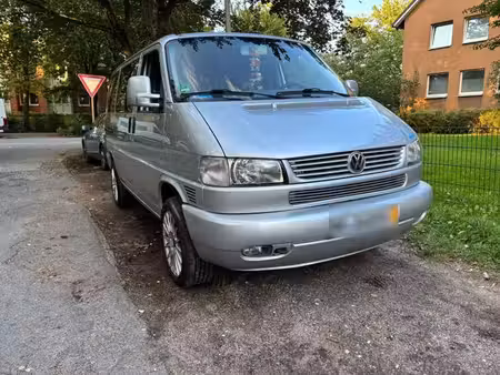 Volkswagen Transporter T4 2.5 TDI 102