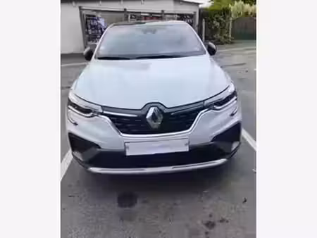 Renault Arkana E-Tech 1.6 145 RS Line