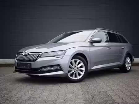 Škoda Superb 1.4 TSI 156 Ambition