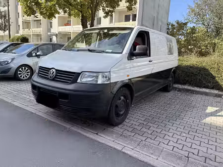 Volkswagen Transporter T5 1.9 TDI 105