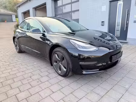 Tesla Model 3 Grande Autonomie
