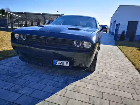 Dodge Challenger RT V8 5.7