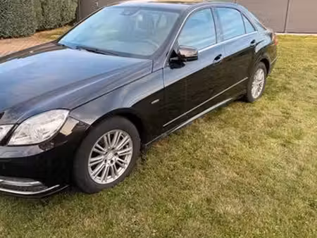 Mercedes-Benz Classe E E 220 2.1 CDI 170