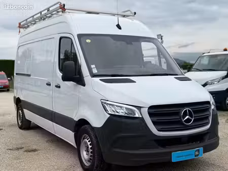 Mercedes-Benz Sprinter 143