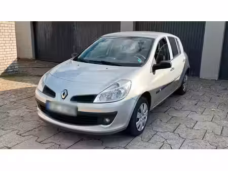Renault Clio 1.2 75