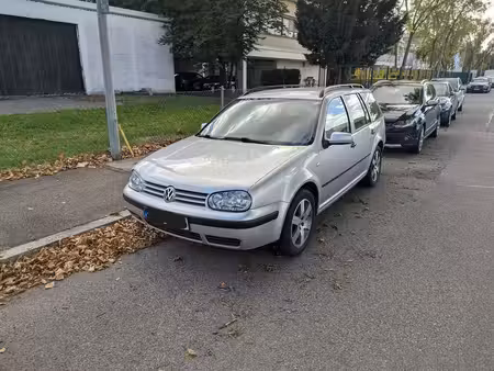 Volkswagen Golf 1.4 75 Base