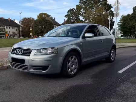 Audi A3 1.6 102