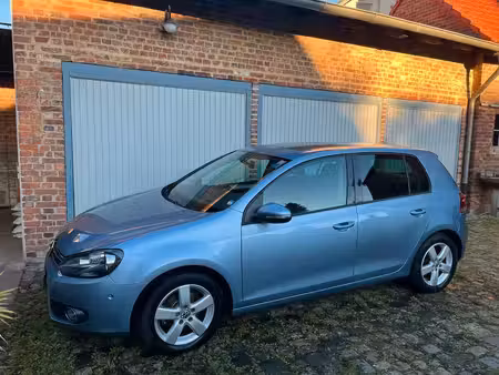 Volkswagen Golf 1.6 TDI 105