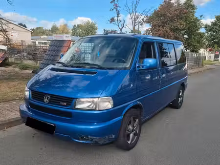 Volkswagen Transporter T4 2.5 TDI