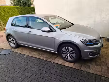 Volkswagen Golf 136