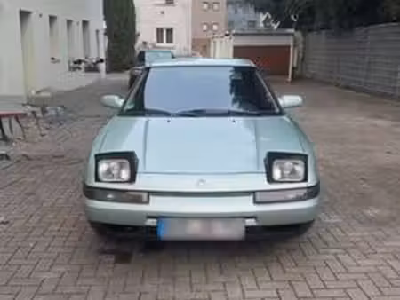 Mazda 323 1.6 88