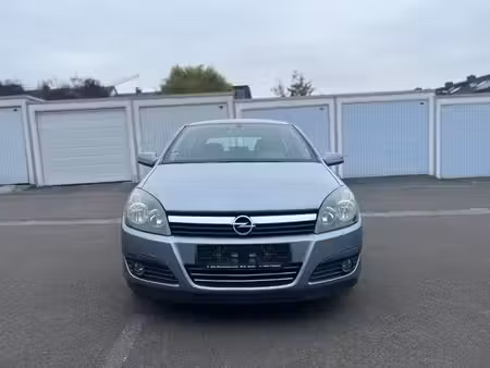 Opel Astra 1.6 105
