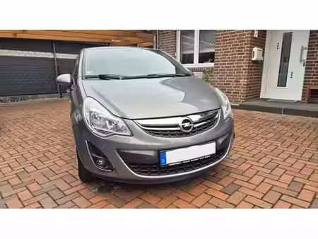 Opel Corsa 1.4 87 Satellite