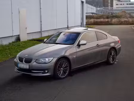 BMW Série 3 325i 3.0 218