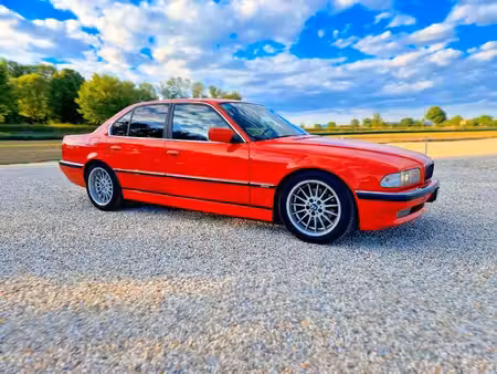 BMW Série 7 735i 3.5 236