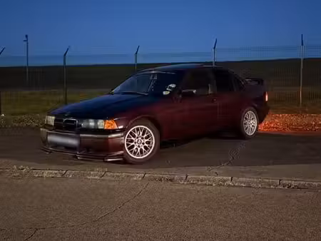 BMW Série 3 316 1.6 102