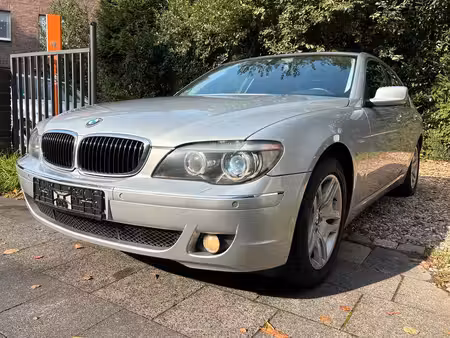 BMW Série 7 730d 3.0 231