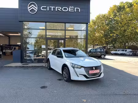 Peugeot 208 136 Style