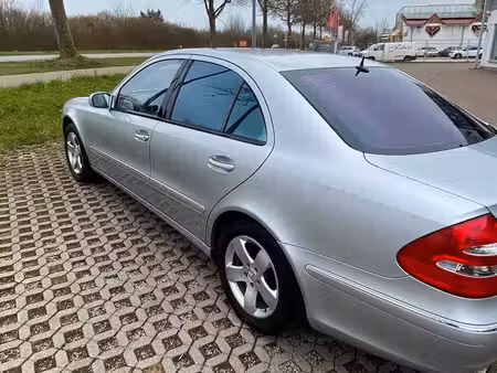 Mercedes-Benz Classe E E 240 V6 2.6 177