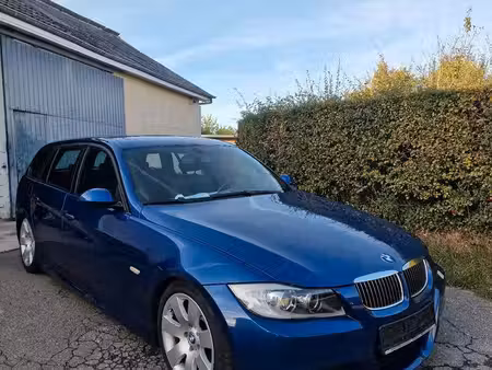 BMW Série 3 330d 3.0 231