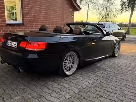 BMW Série 3 330i 3.0 272