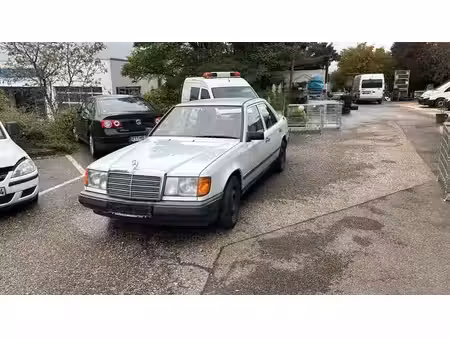 Mercedes-Benz Classe E 200 E