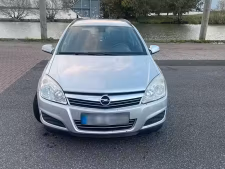 Opel Astra 1.7 CDTI 100
