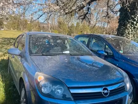 Opel Astra 1.6 105