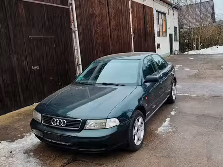 Audi A4 1.6