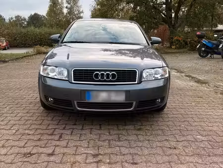 Audi A4 2.0 130