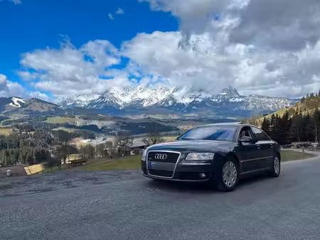 Audi A8 V8 4.2 TDI 326 quattro