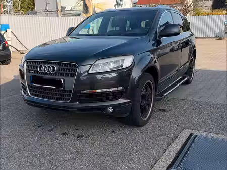 Audi Q7 V6 3.0 TDI S line quattro