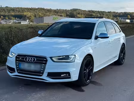 Audi A4 S4 V6 3.0 TFSI 333 quattro