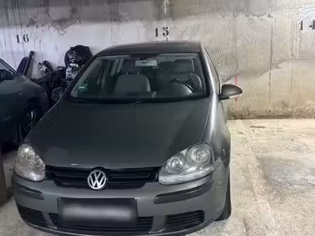 Volkswagen Golf 1.6 FSI 115