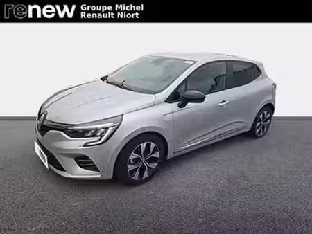 Renault Clio E-Tech 1.6 145 Evolution