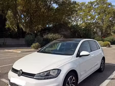 Volkswagen Golf 1.0 TSI 110