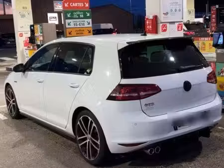 Volkswagen Golf GTD 2.0 TDI 184
