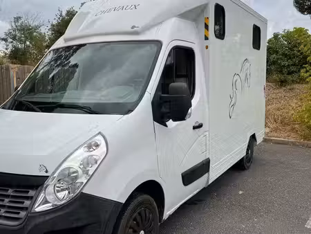 Renault Master 2.3 dCi 110