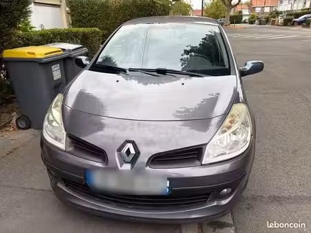 Renault Clio 1.4 98 Privilège