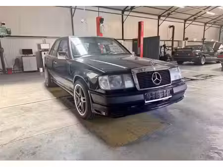 Mercedes-Benz Classe E 300 E 3.0